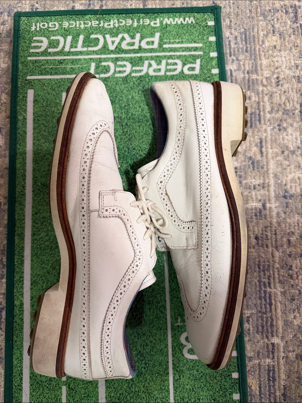 Men's ECCO White Wingtip Brogue Spikeless Golf Shoes 45EU 11-11.5 men